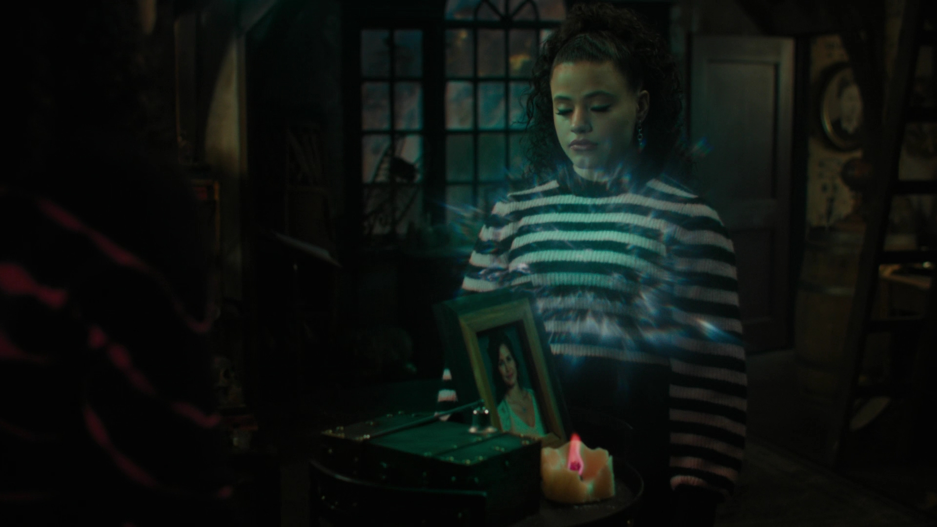 Charmed-Online-dot-nl_Charmed3x12SpectralHealing1800.jpg