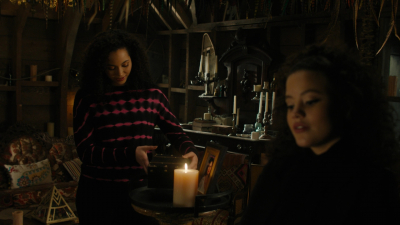 Charmed-Online-dot-nl_Charmed3x12SpectralHealing0625.jpg