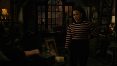 Charmed-Online-dot-nl_Charmed3x12SpectralHealing1763.jpg