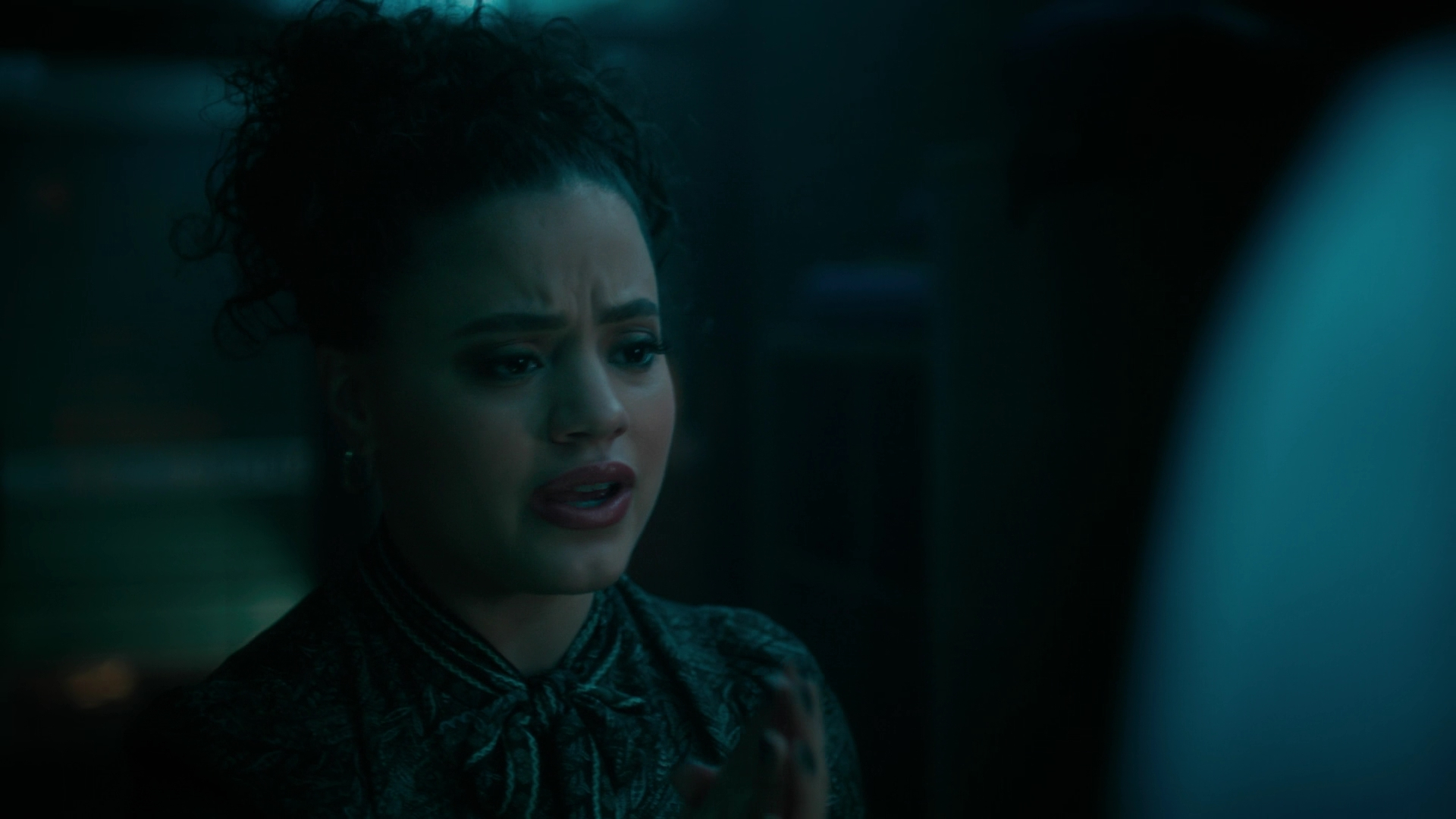 Charmed-Online-dot-nl_Charmed3x13ChaosTheory0568.jpg
