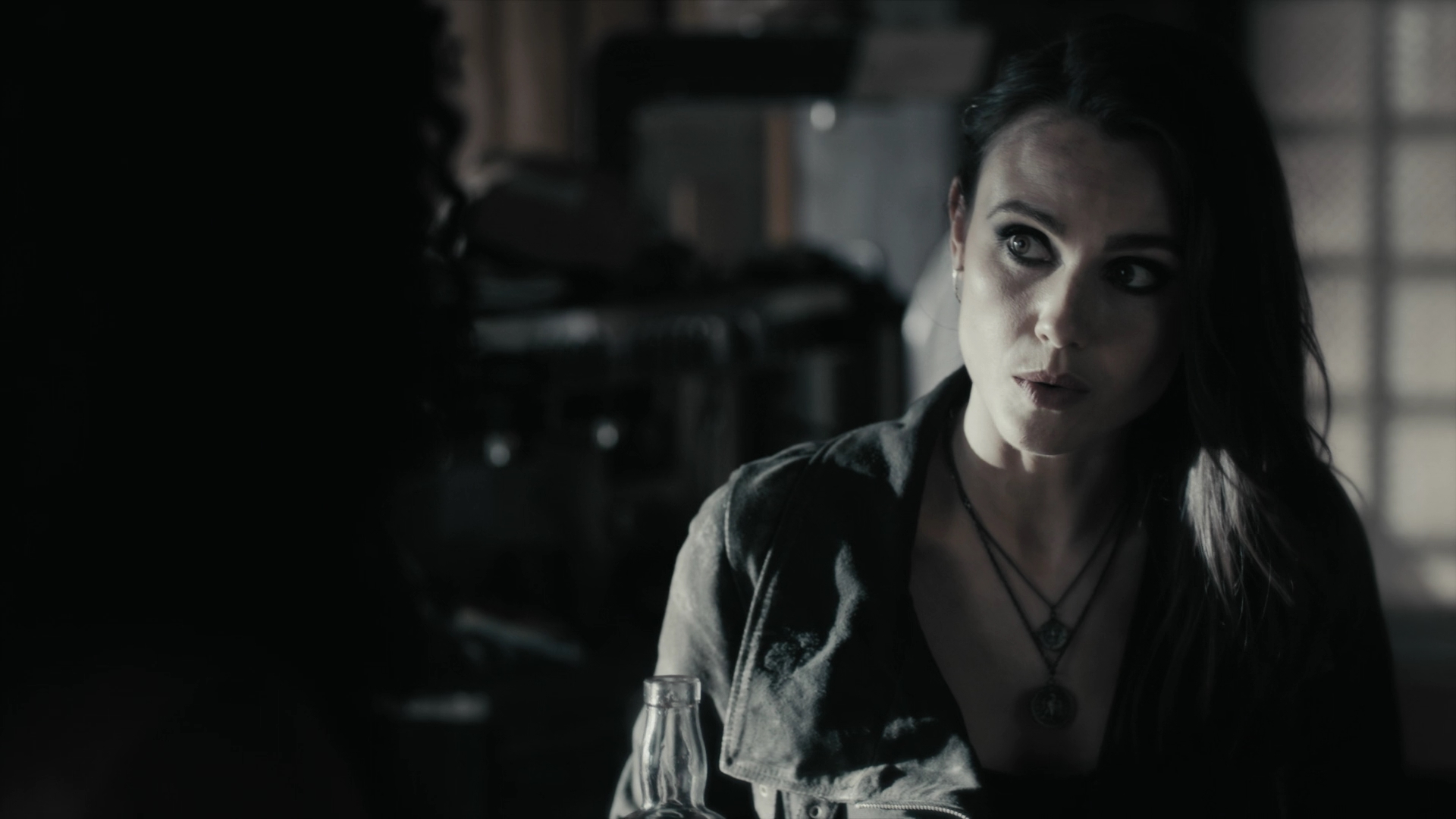 Charmed-Online-dot-nl_Charmed3x15SchrodingersFuture0828.jpg