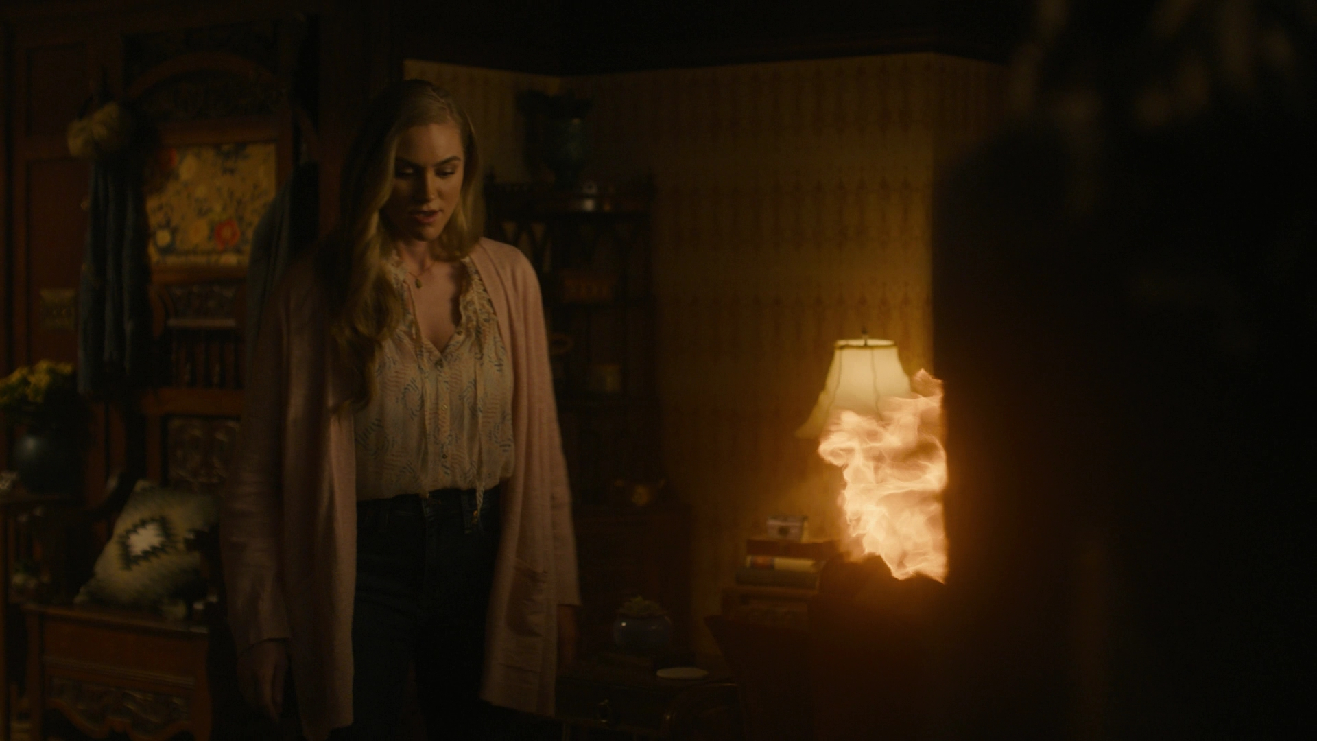 Charmed-Online-dot-nl_Charmed3x16WhattoExpectWhenYoureExpectingtheApocalypse1299.jpg