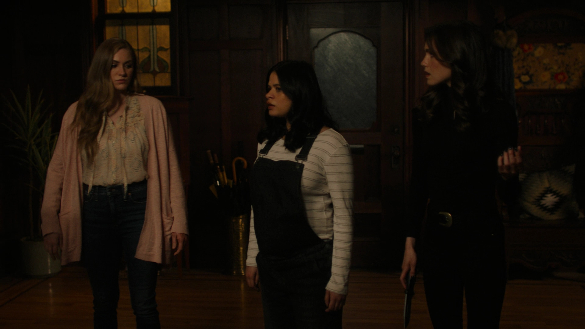 Charmed-Online-dot-nl_Charmed3x16WhattoExpectWhenYoureExpectingtheApocalypse1864.jpg