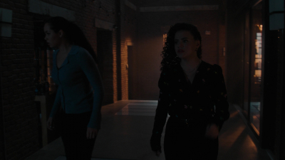 Charmed-Online-dot-nl_Charmed3x16WhattoExpectWhenYoureExpectingtheApocalypse0458.jpg