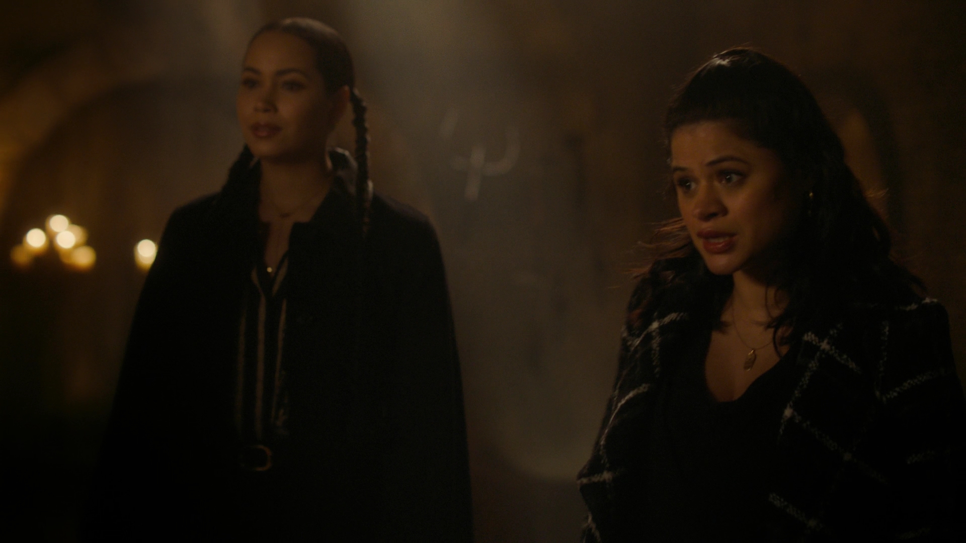 Charmed-Online-dot-nl_Charmed3x17TheCalmBeforeTheStorm0057.jpg