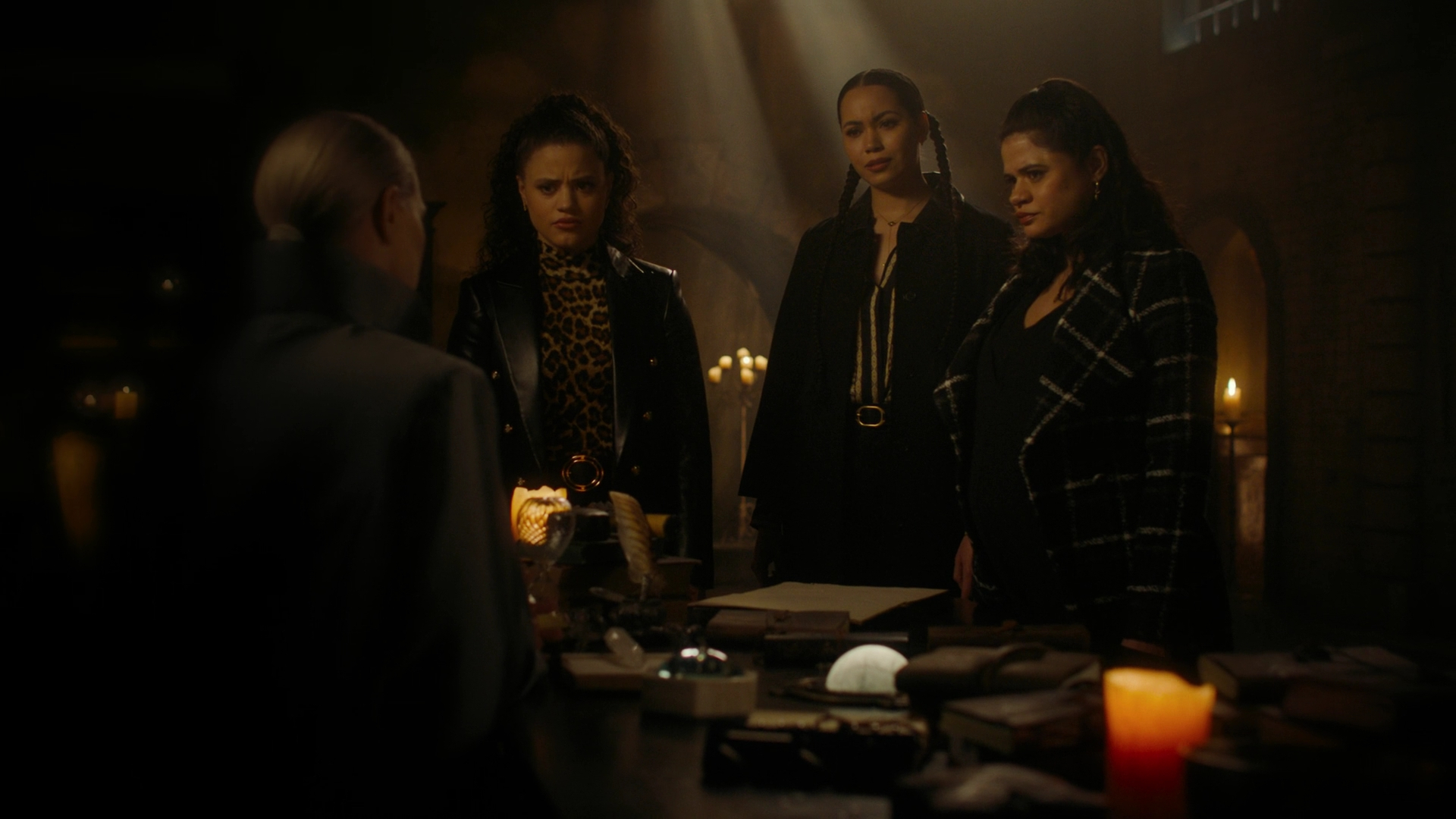 Charmed-Online-dot-nl_Charmed3x17TheCalmBeforeTheStorm0113.jpg