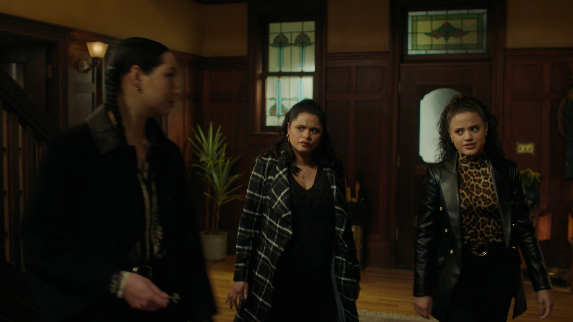 Charmed-Online-dot-nl_Charmed3x17TheCalmBeforeTheStorm0145.jpg