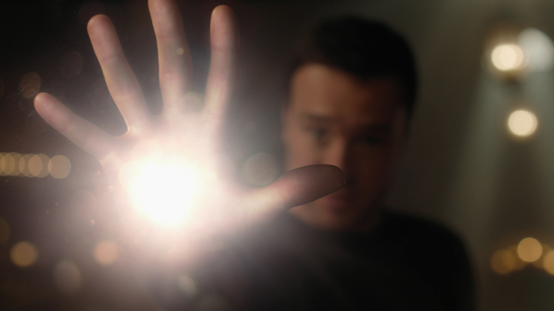 Charmed-Online-dot-nl_Charmed3x17TheCalmBeforeTheStorm0264.jpg