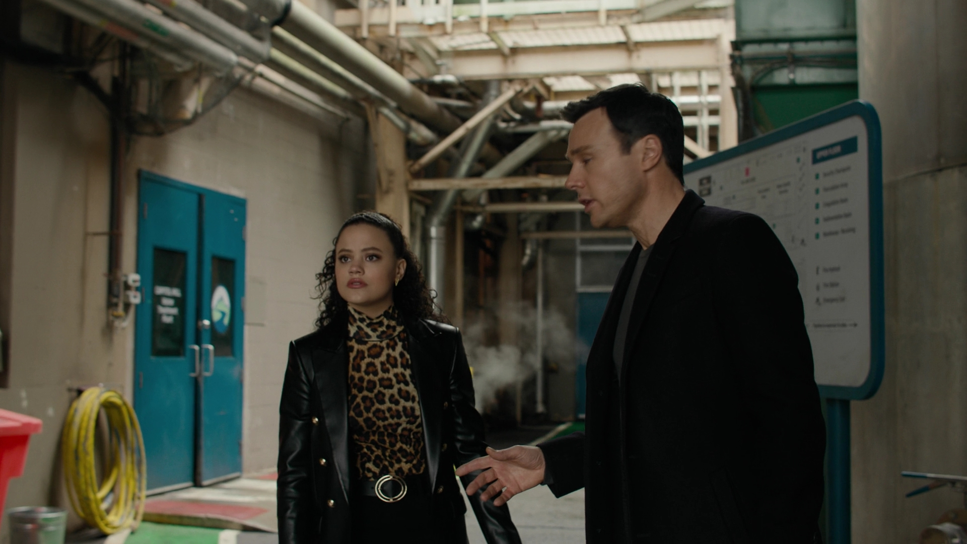 Charmed-Online-dot-nl_Charmed3x17TheCalmBeforeTheStorm0512.jpg