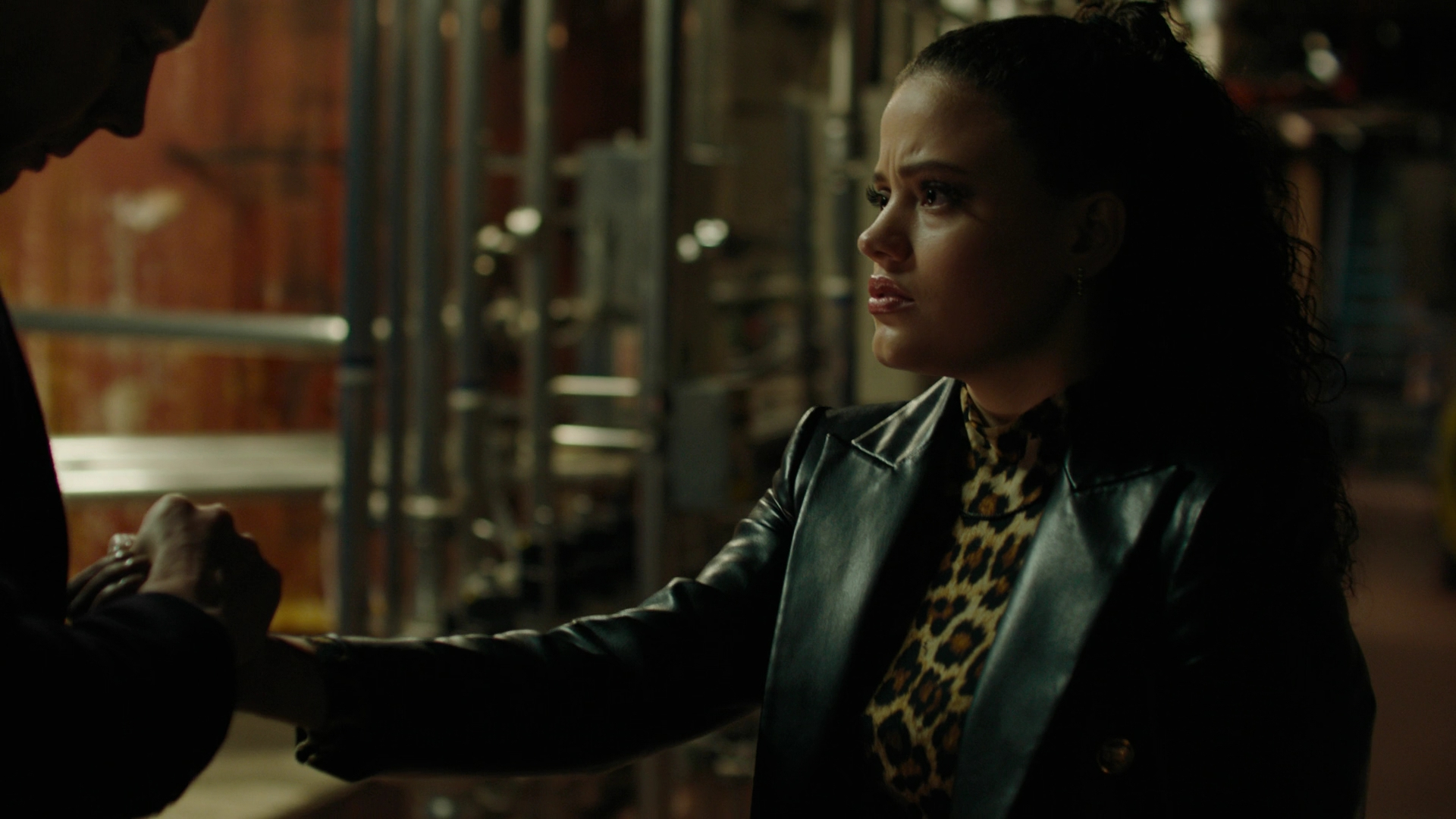 Charmed-Online-dot-nl_Charmed3x17TheCalmBeforeTheStorm0888.jpg