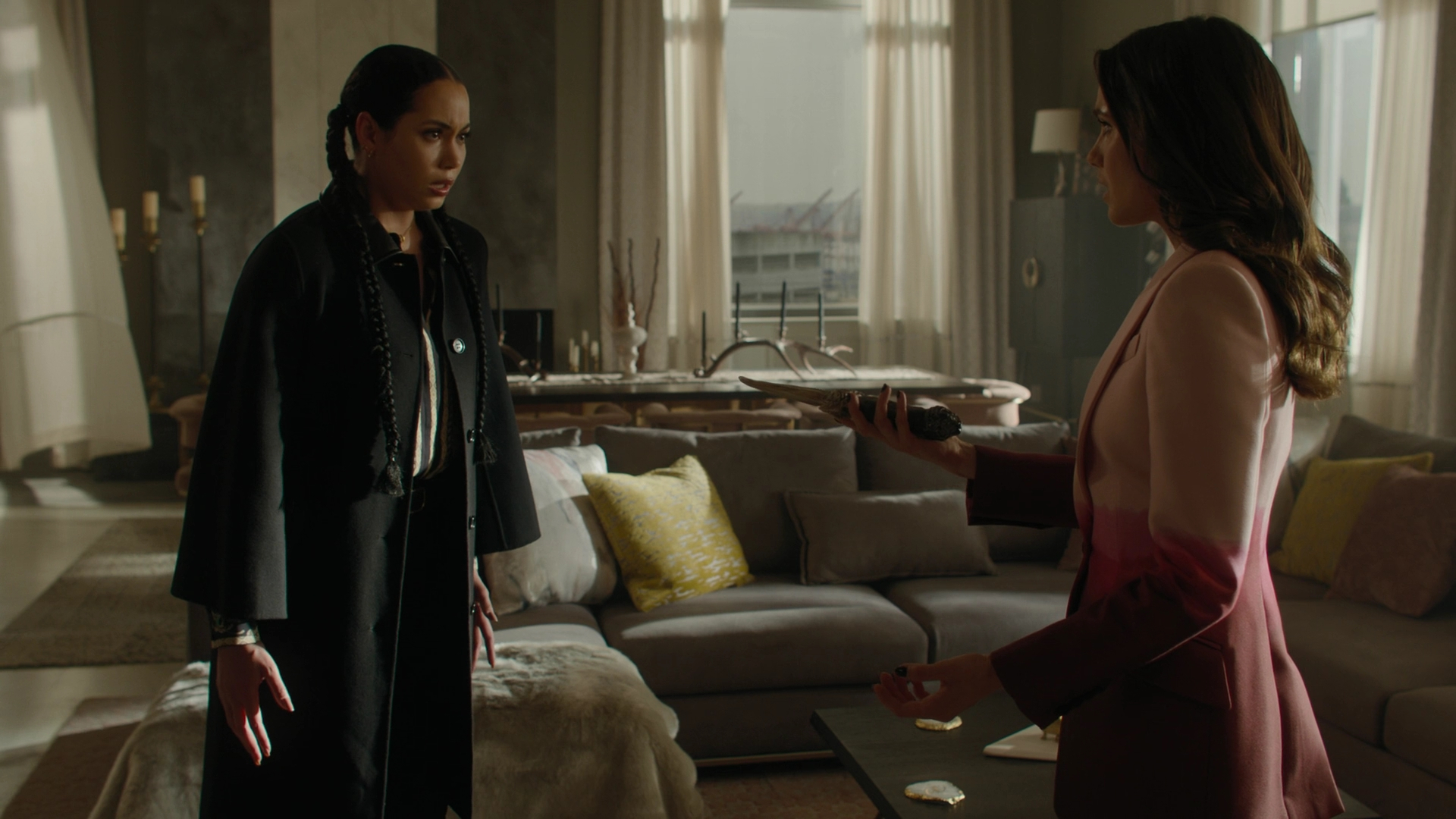 Charmed-Online-dot-nl_Charmed3x17TheCalmBeforeTheStorm1439.jpg