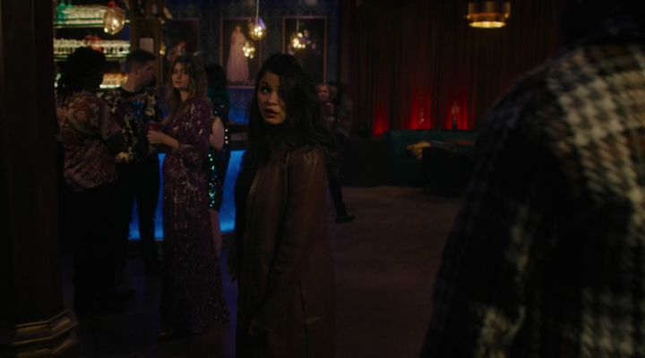 Charmed-Online-dot-nl_Charmed4x01NotThatGirl1774.jpg