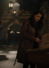 Charmed-Online-dot-nl_Charmed4x01NotThatGirl1605.jpg