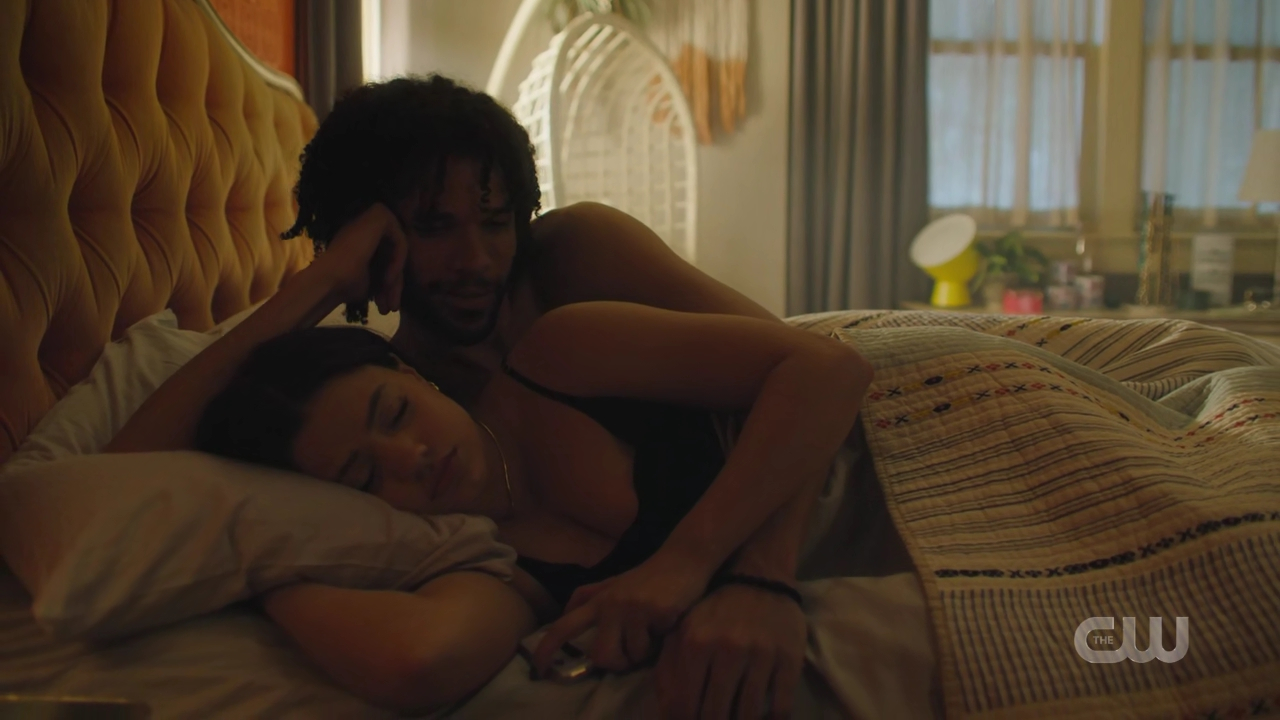 charmed-online-dot-nl_charmed4x02YouCantGoHomeAgain0231.jpg