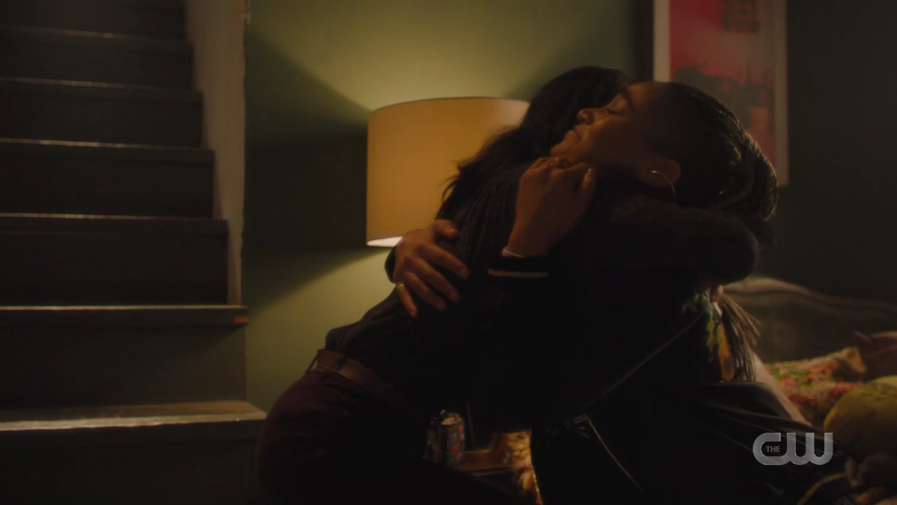 charmed-online-dot-nl_charmed4x02YouCantGoHomeAgain1408.jpg