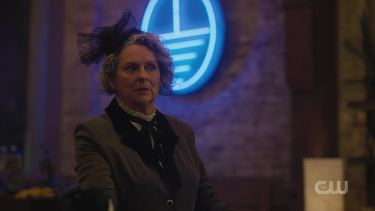 charmed-online-dot-nl_charmed4x02YouCantGoHomeAgain1661.jpg charmed-online-dot-nl_charmed4x02YouCantGoHomeAgain1661.jpg