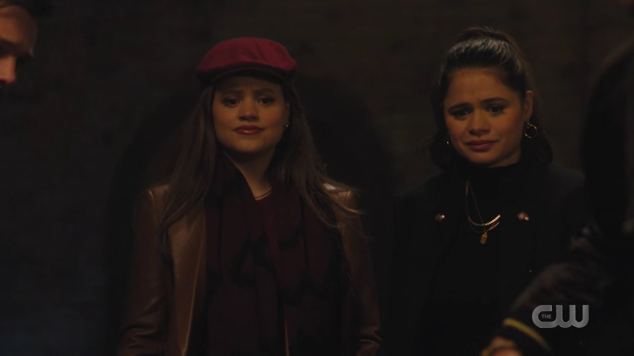 charmed-online-dot-nl_charmed4x02YouCantGoHomeAgain2047.jpg