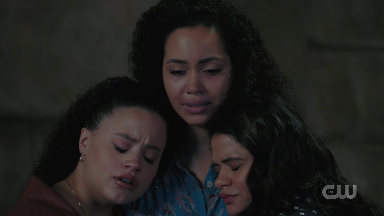 charmed-online-dot-nl_charmed4x02YouCantGoHomeAgain2178.jpg