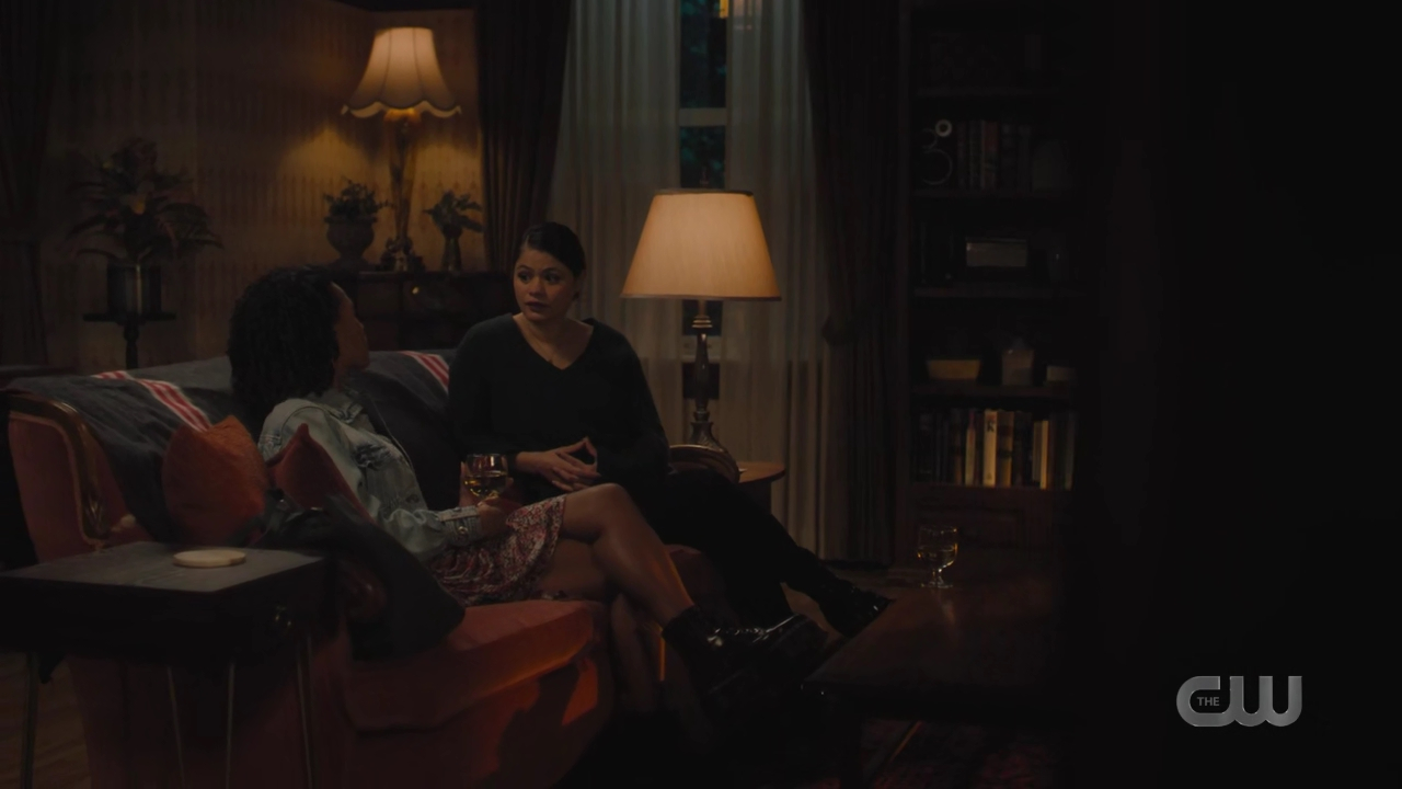 charmed-online-dot-nl_Charmed4x03UnluckyCharmed2020.jpg