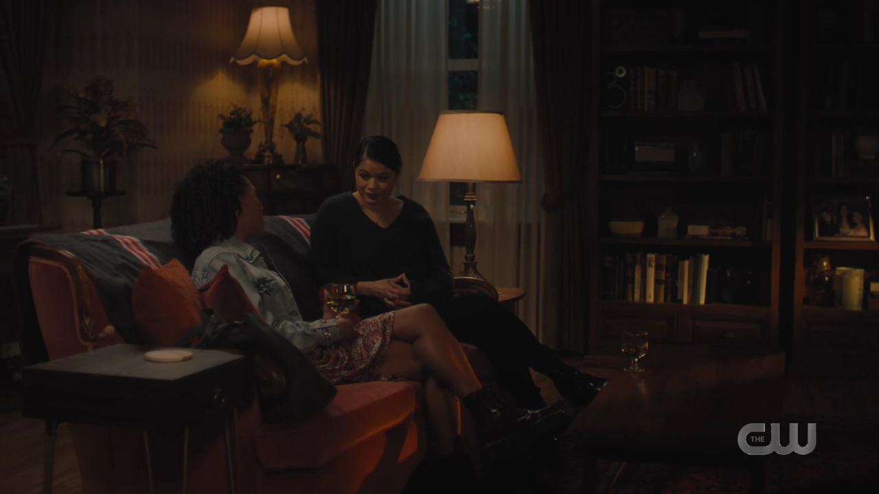 charmed-online-dot-nl_Charmed4x03UnluckyCharmed2023.jpg