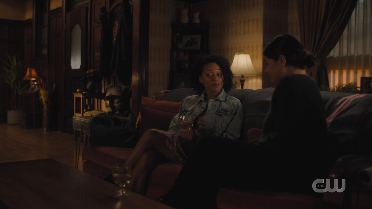 charmed-online-dot-nl_Charmed4x03UnluckyCharmed2024.jpg