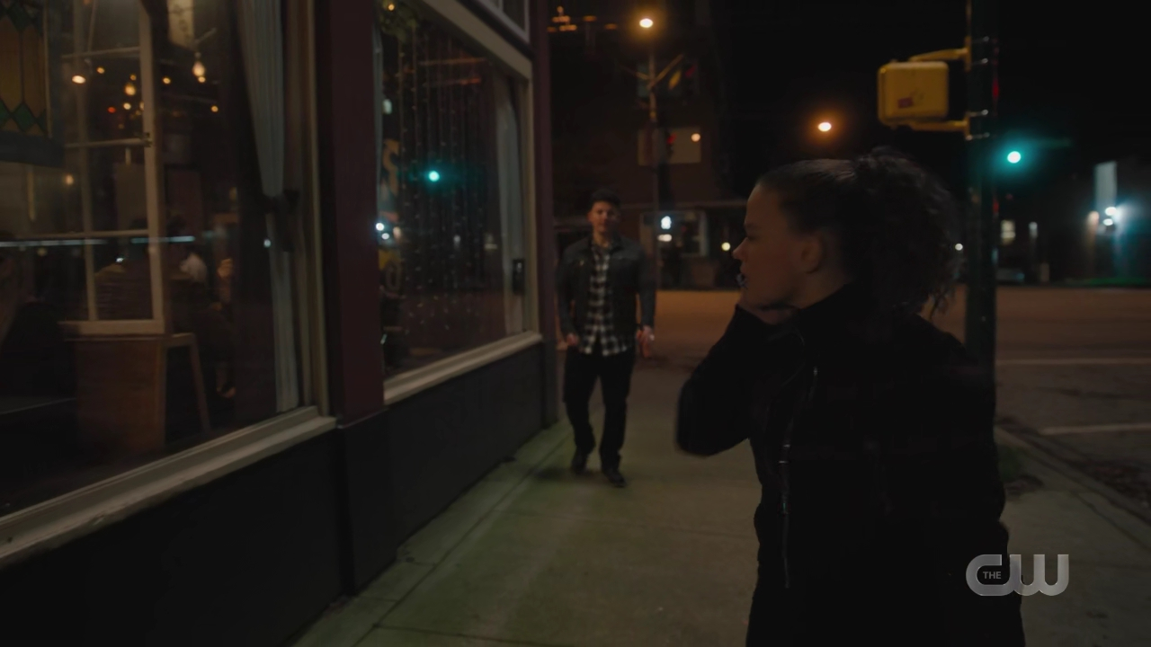 charmed-online-dot-nl_Charmed4x03UnluckyCharmed2382.jpg