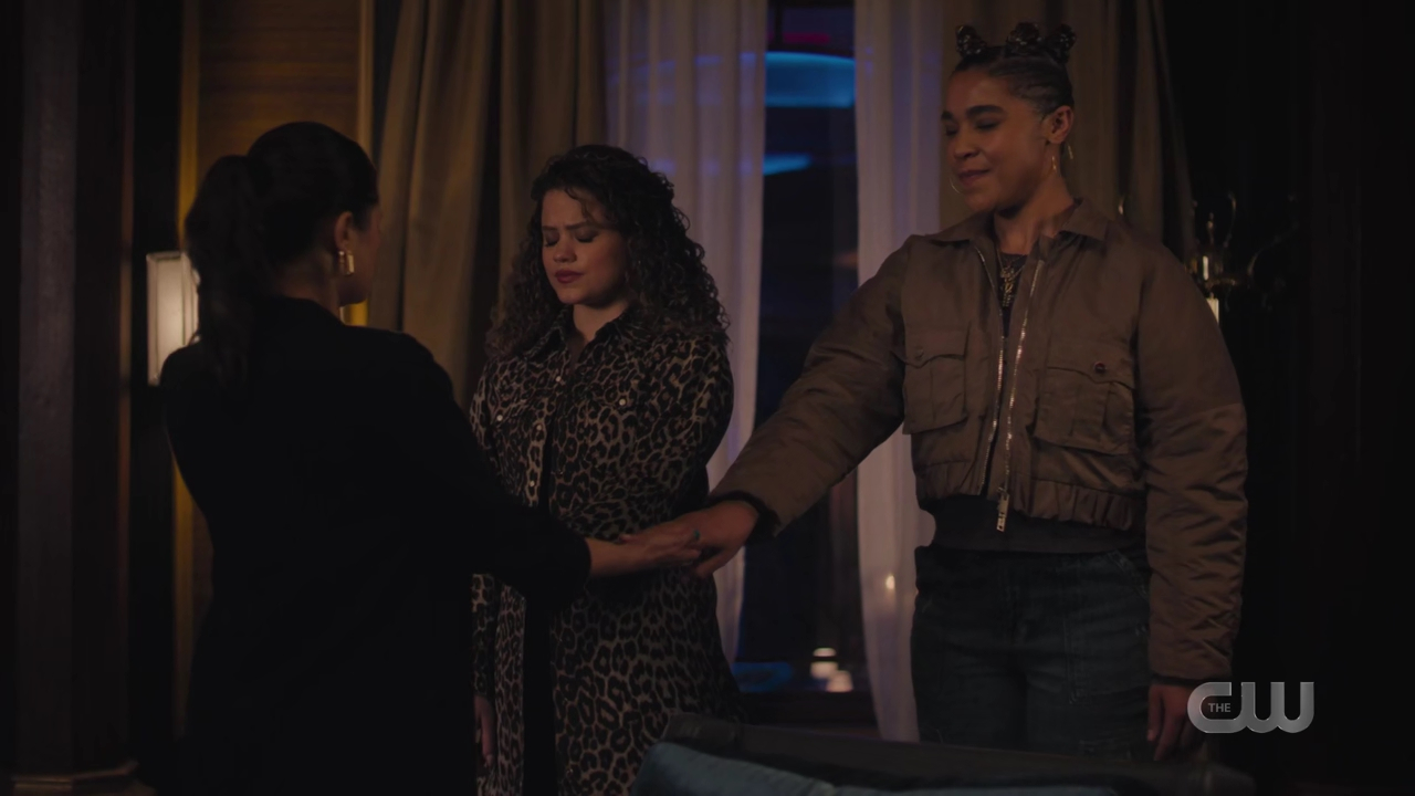 charmed-online-dot-nl_Charmed4x05TheSisterhoodoftheTravelingSandwich0736.jpg