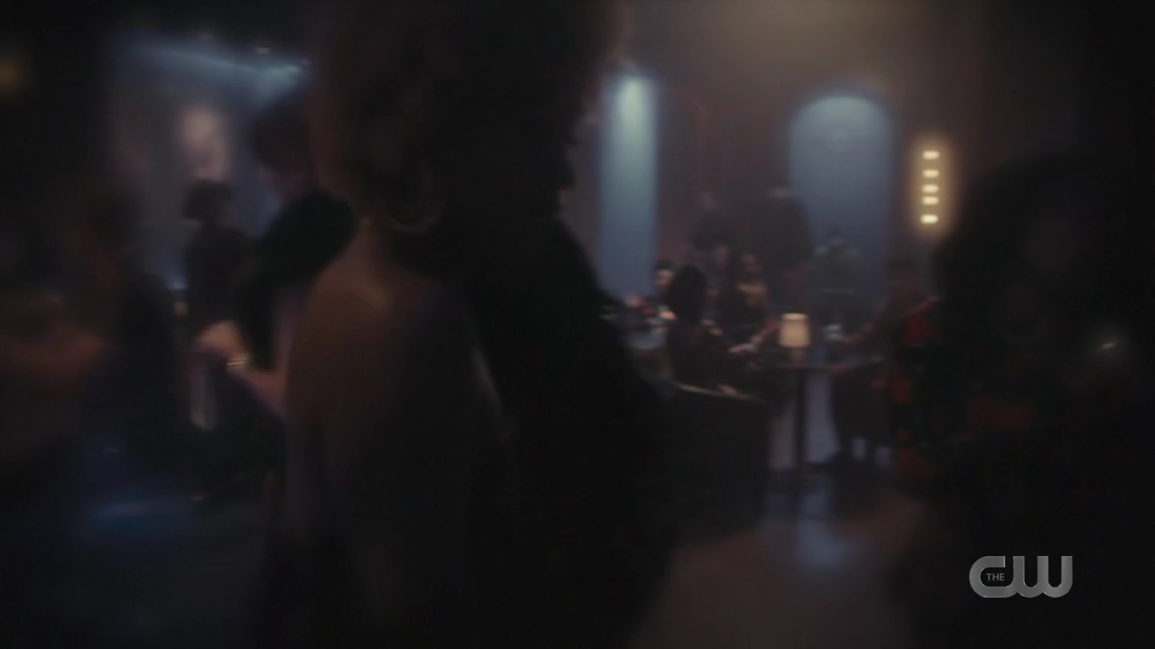 charmed-online-dot-nl_Charmed4x05TheSisterhoodoftheTravelingSandwich0749.jpg