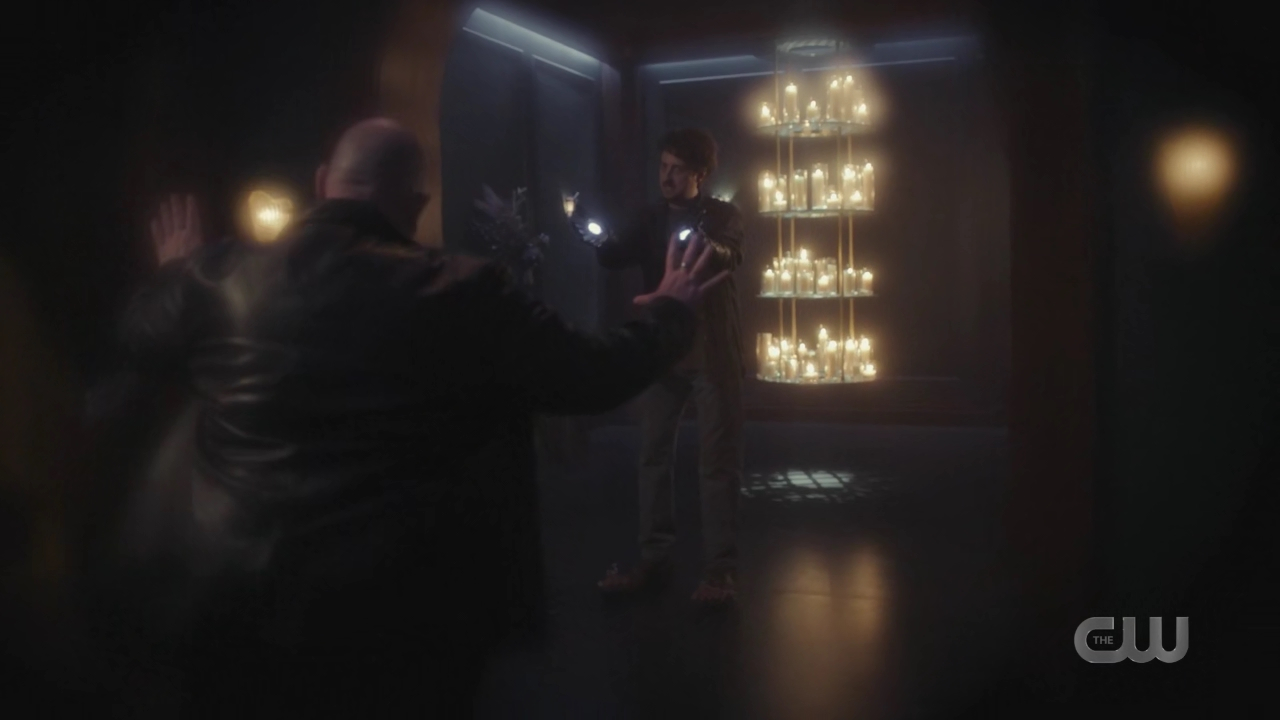 charmed-online-dot-nl_Charmed4x05TheSisterhoodoftheTravelingSandwich0756.jpg