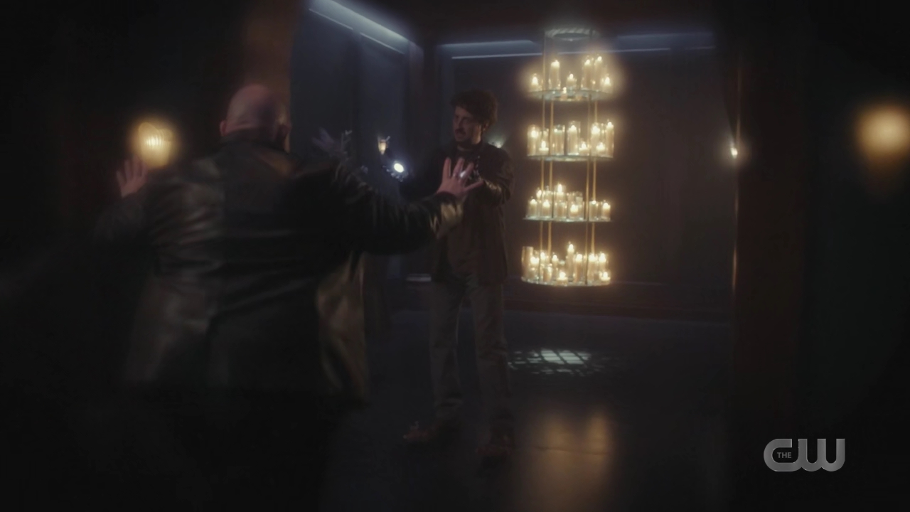 charmed-online-dot-nl_Charmed4x05TheSisterhoodoftheTravelingSandwich0757.jpg