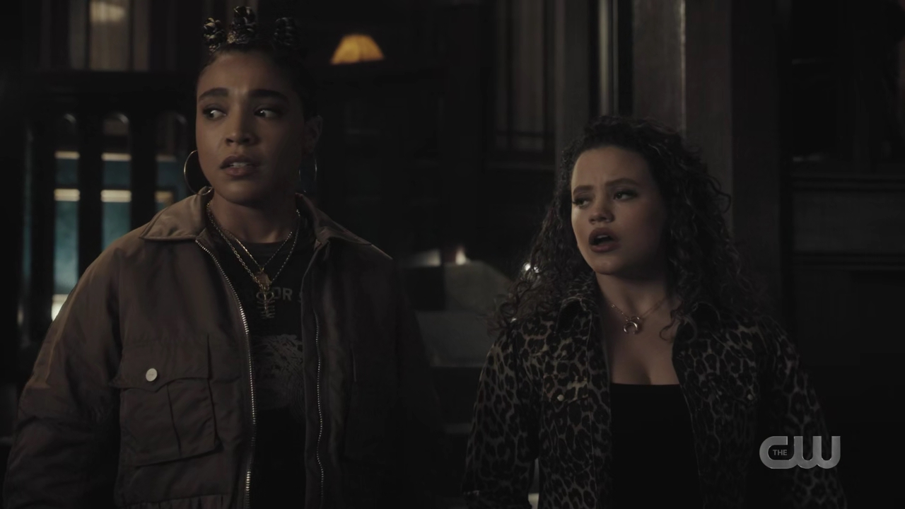 charmed-online-dot-nl_Charmed4x05TheSisterhoodoftheTravelingSandwich0798.jpg