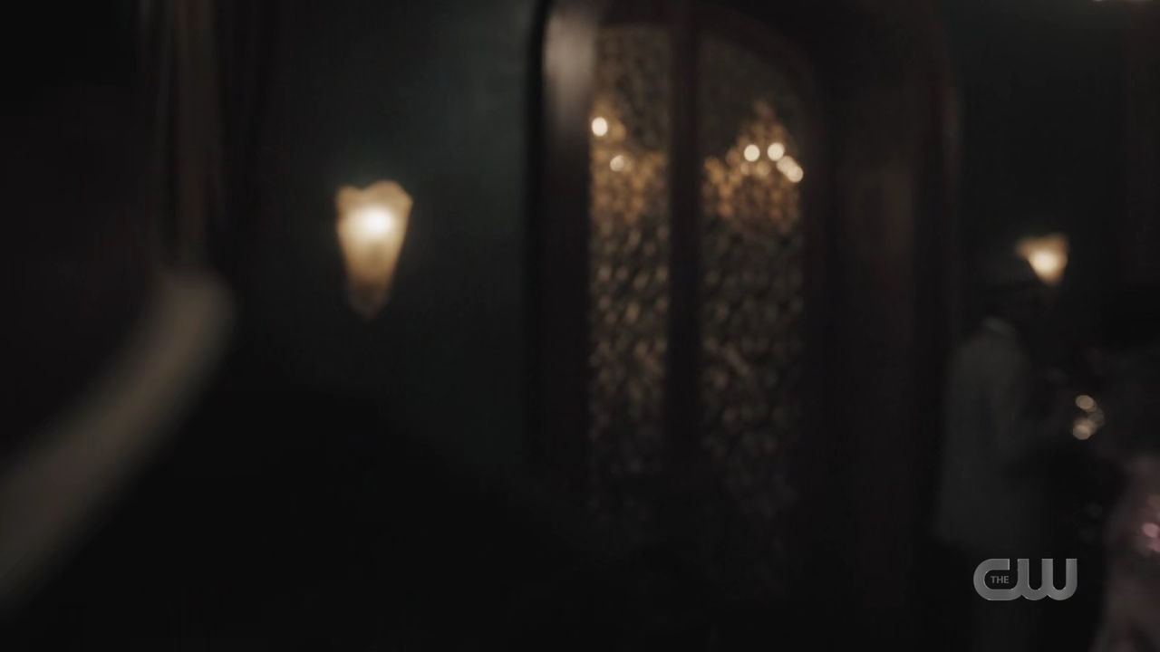 charmed-online-dot-nl_Charmed4x05TheSisterhoodoftheTravelingSandwich0836.jpg