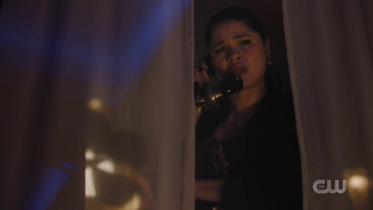 charmed-online-dot-nl_Charmed4x05TheSisterhoodoftheTravelingSandwich1238.jpg