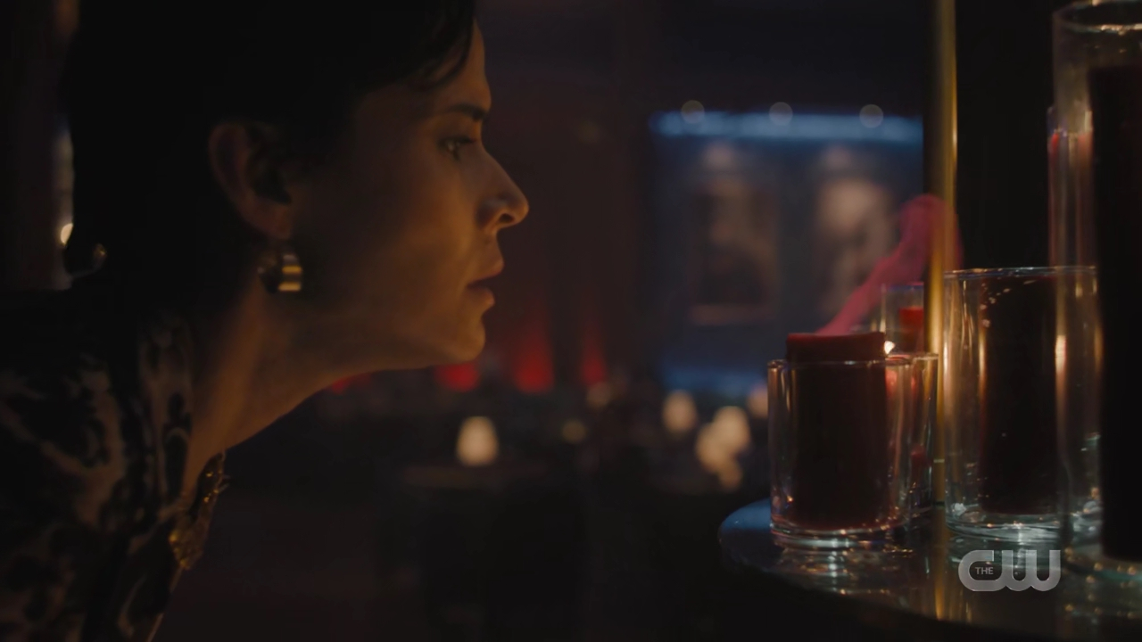 charmed-online-dot-nl_Charmed4x05TheSisterhoodoftheTravelingSandwich1291.jpg charmed-online-dot-nl_Charmed4x05TheSisterhoodoftheTravelingSandwich1291.jpg