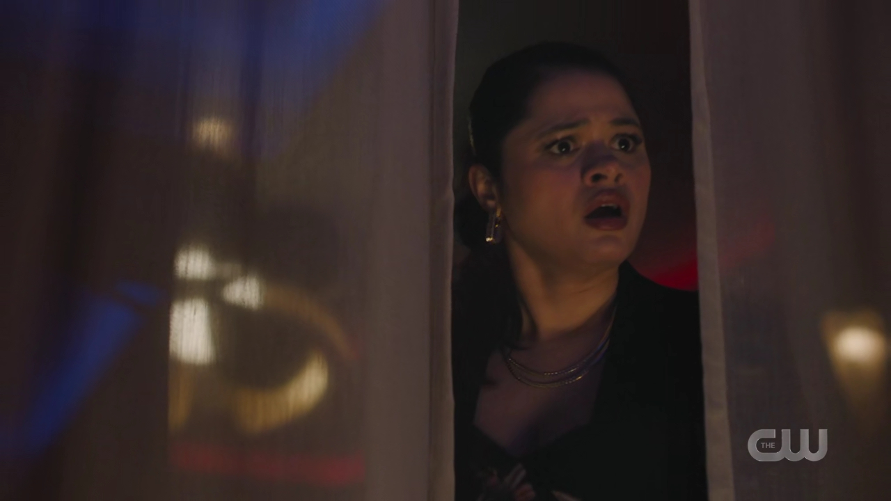 charmed-online-dot-nl_Charmed4x05TheSisterhoodoftheTravelingSandwich1297.jpg