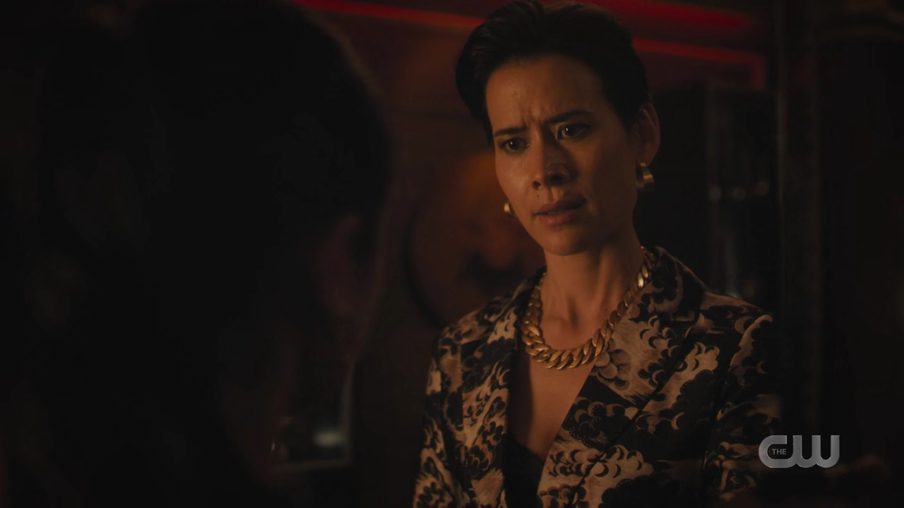 charmed-online-dot-nl_Charmed4x05TheSisterhoodoftheTravelingSandwich1343.jpg