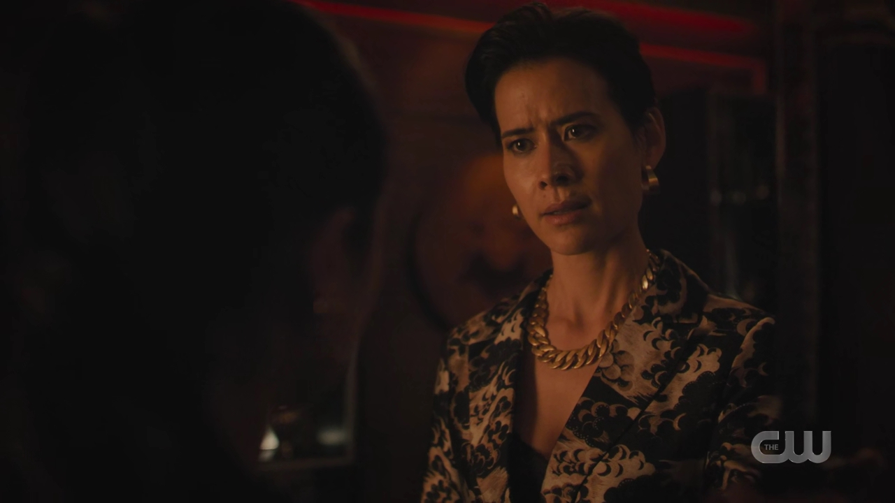 charmed-online-dot-nl_Charmed4x05TheSisterhoodoftheTravelingSandwich1344.jpg