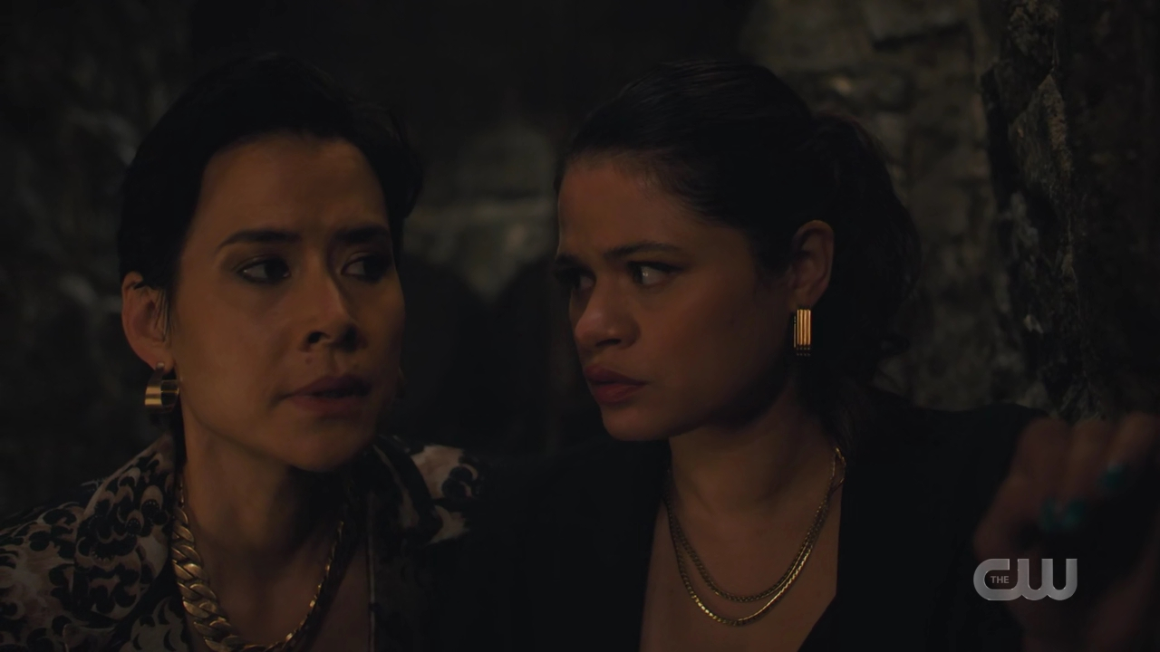 charmed-online-dot-nl_Charmed4x05TheSisterhoodoftheTravelingSandwich1525.jpg
