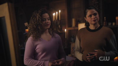 charmed-online-dot-nl_Charmed4x05TheSisterhoodoftheTravelingSandwich2300.jpg