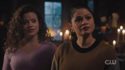 charmed-online-dot-nl_Charmed4x05TheSisterhoodoftheTravelingSandwich2326.jpg