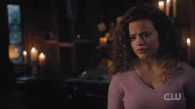 charmed-online-dot-nl_Charmed4x05TheSisterhoodoftheTravelingSandwich2389.jpg