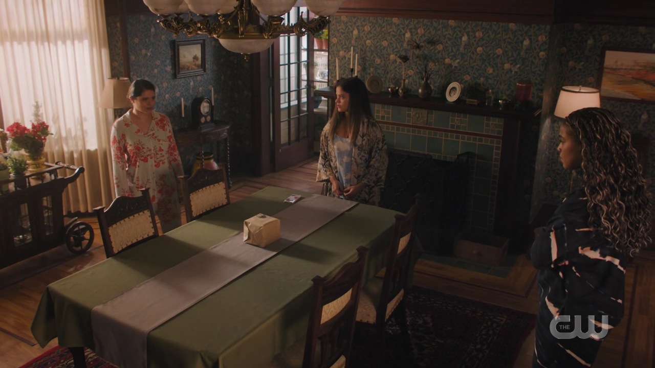 charmed-online-dot-nl_Charmed4x06TheTallymanCometh0220.jpg