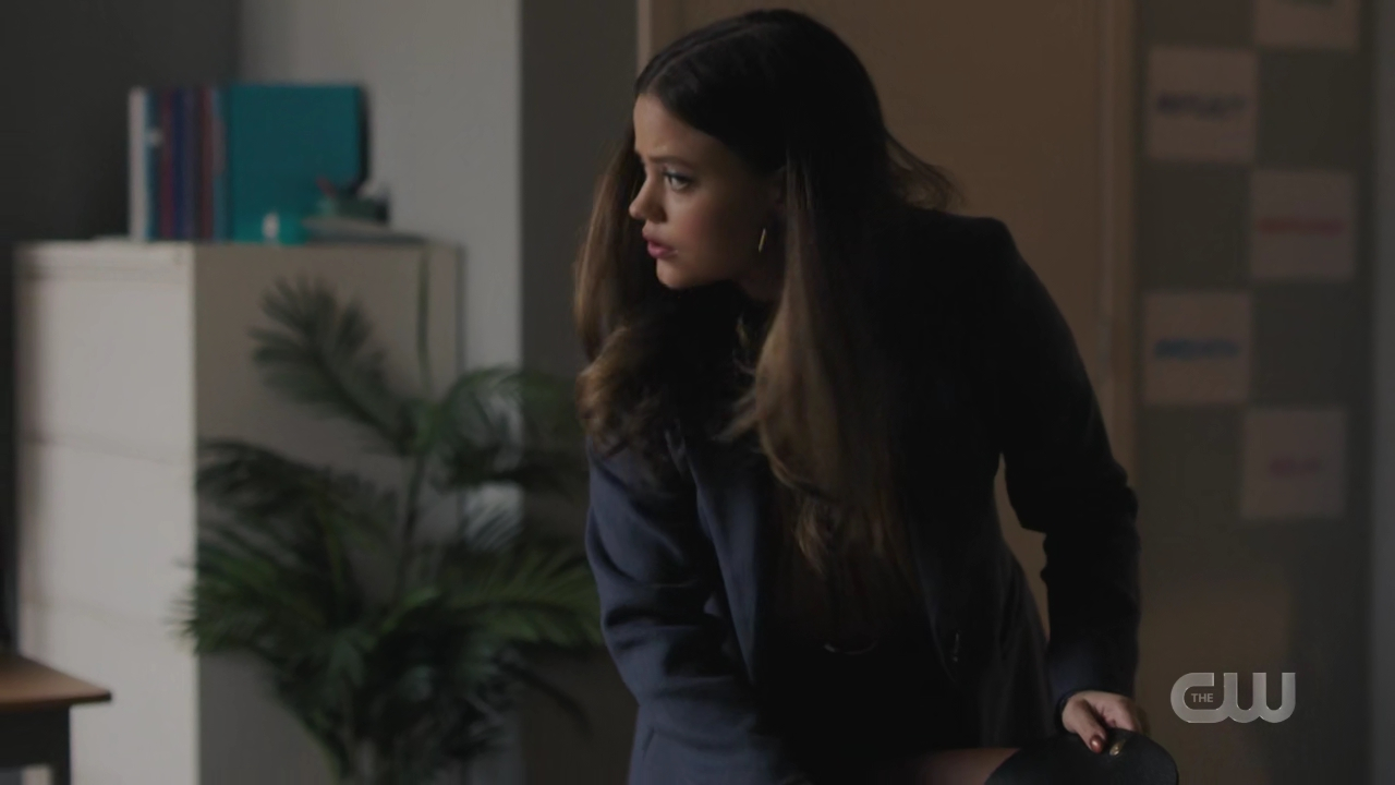 charmed-online-dot-nl_Charmed4x06TheTallymanCometh0392.jpg