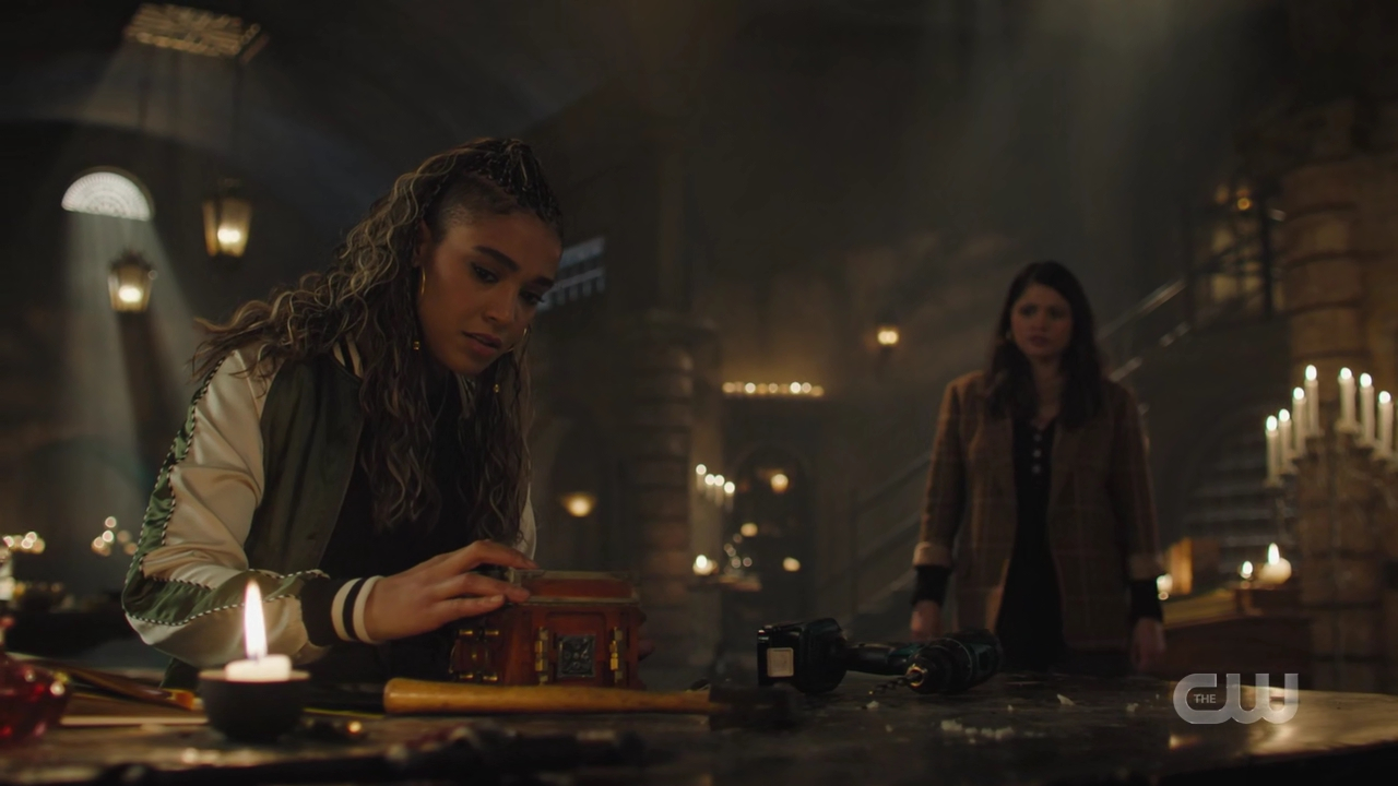 charmed-online-dot-nl_Charmed4x06TheTallymanCometh1122.jpg charmed-online-dot-nl_Charmed4x06TheTallymanCometh1122.jpg