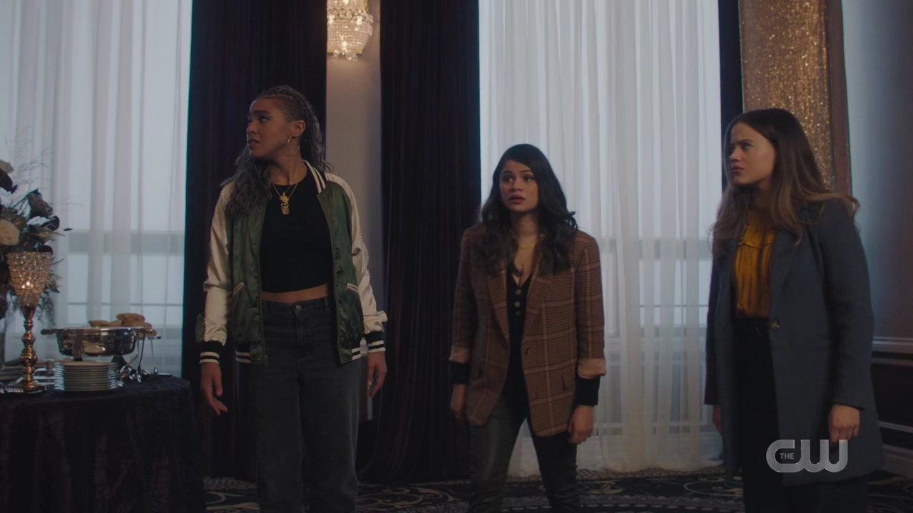 charmed-online-dot-nl_Charmed4x06TheTallymanCometh1753.jpg