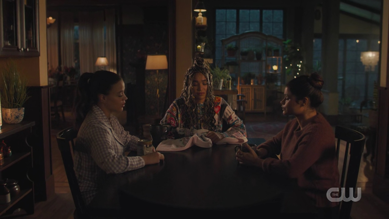 charmed-online-dot-nl_Charmed4x07CatsandCamelsandElephantsohmy2368.jpg