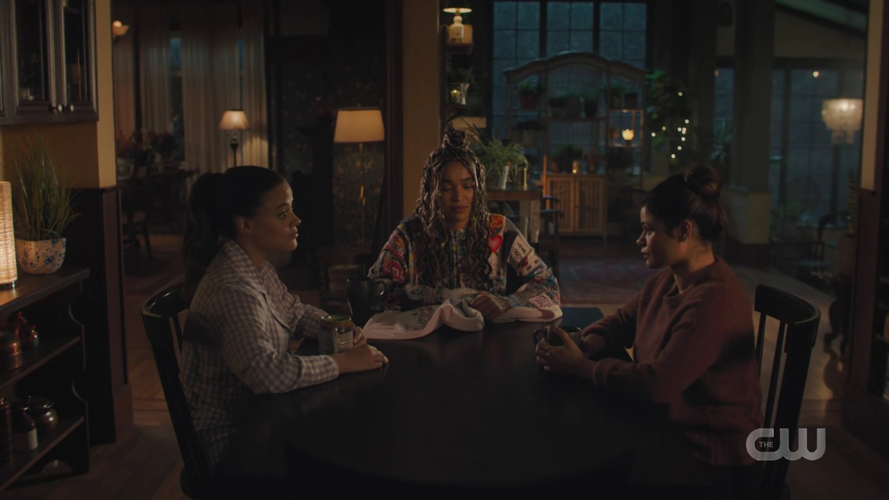 charmed-online-dot-nl_Charmed4x07CatsandCamelsandElephantsohmy2370.jpg