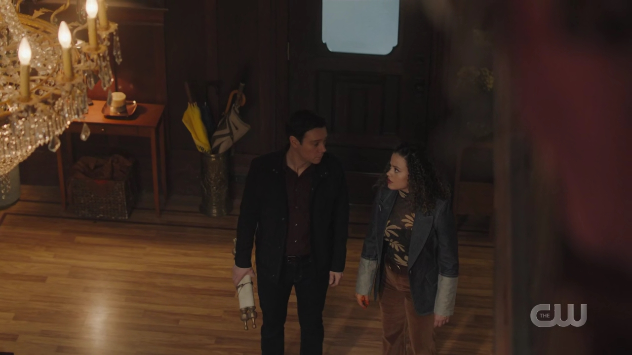 charmed-online-dot-nl_Charmed4x08Unveiled0728.jpg charmed-online-dot-nl_Charmed4x08Unveiled0728.jpg