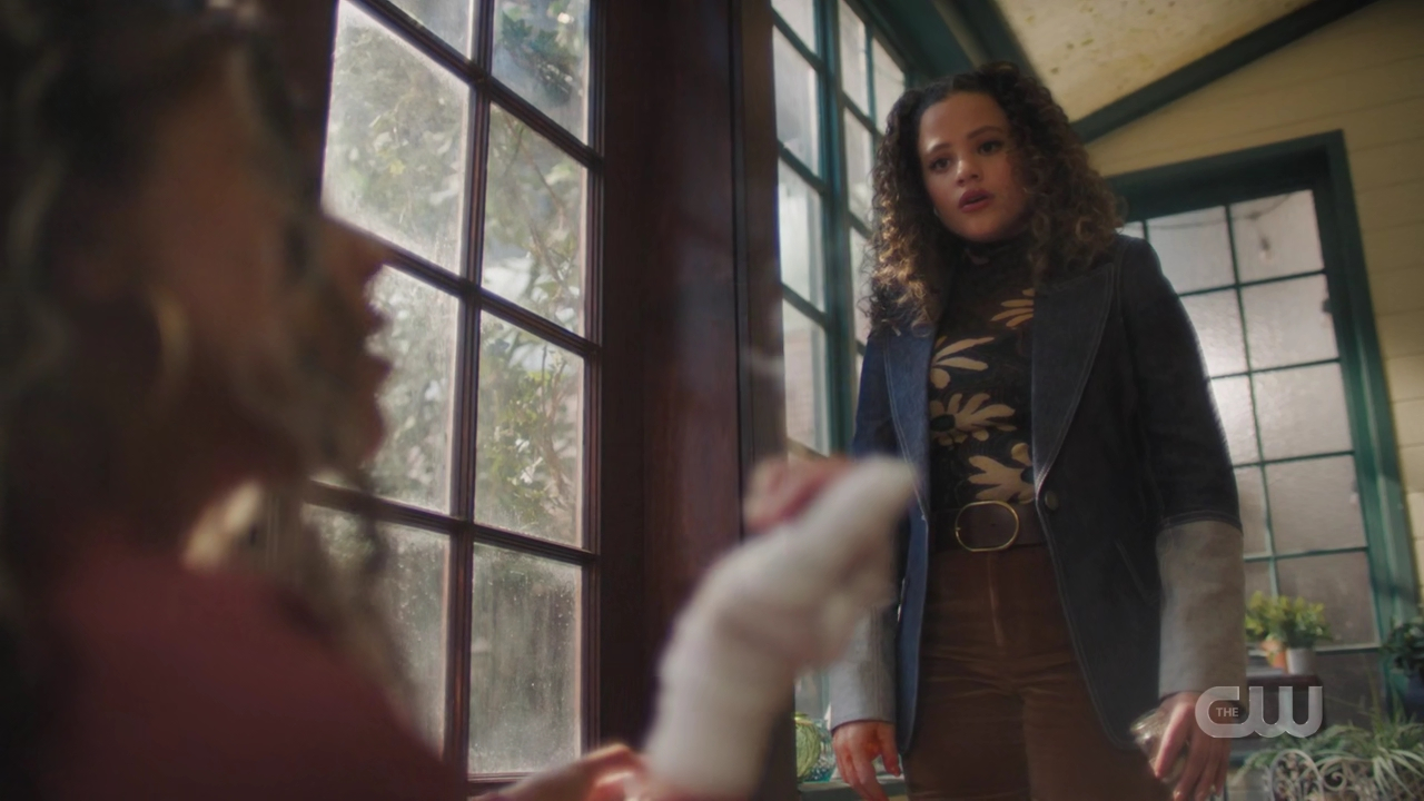 charmed-online-dot-nl_Charmed4x08Unveiled0736.jpg