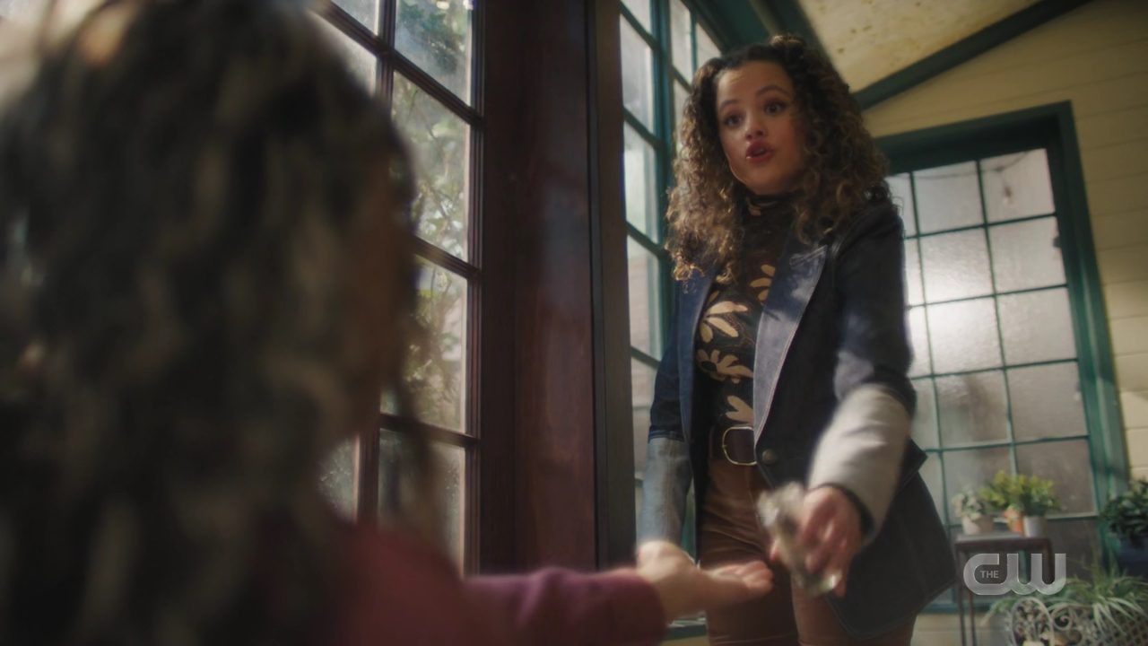 charmed-online-dot-nl_Charmed4x08Unveiled0746.jpg